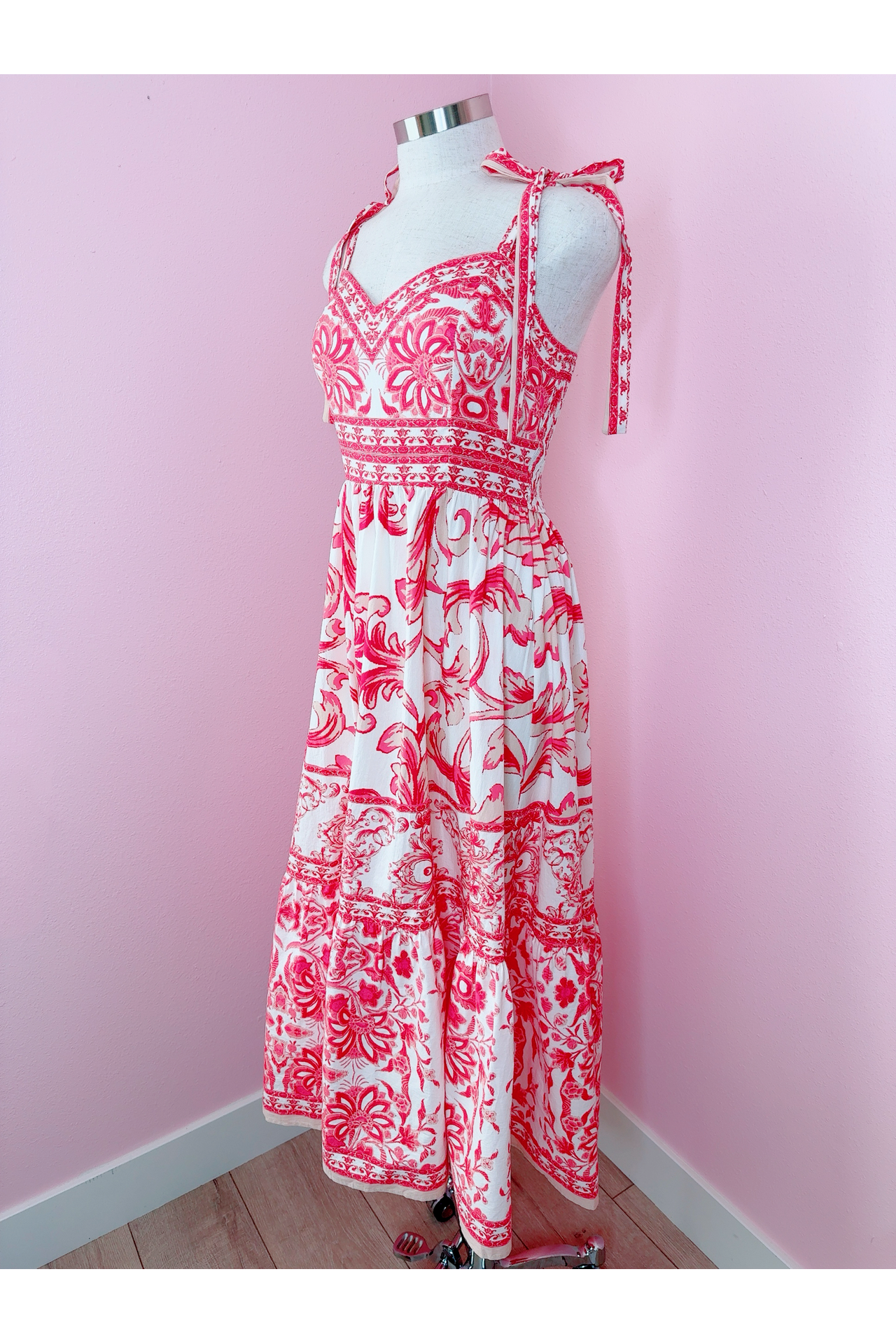Summer Lovin' Sweetheart Neckline Pink Printed Woven Midi Dress
