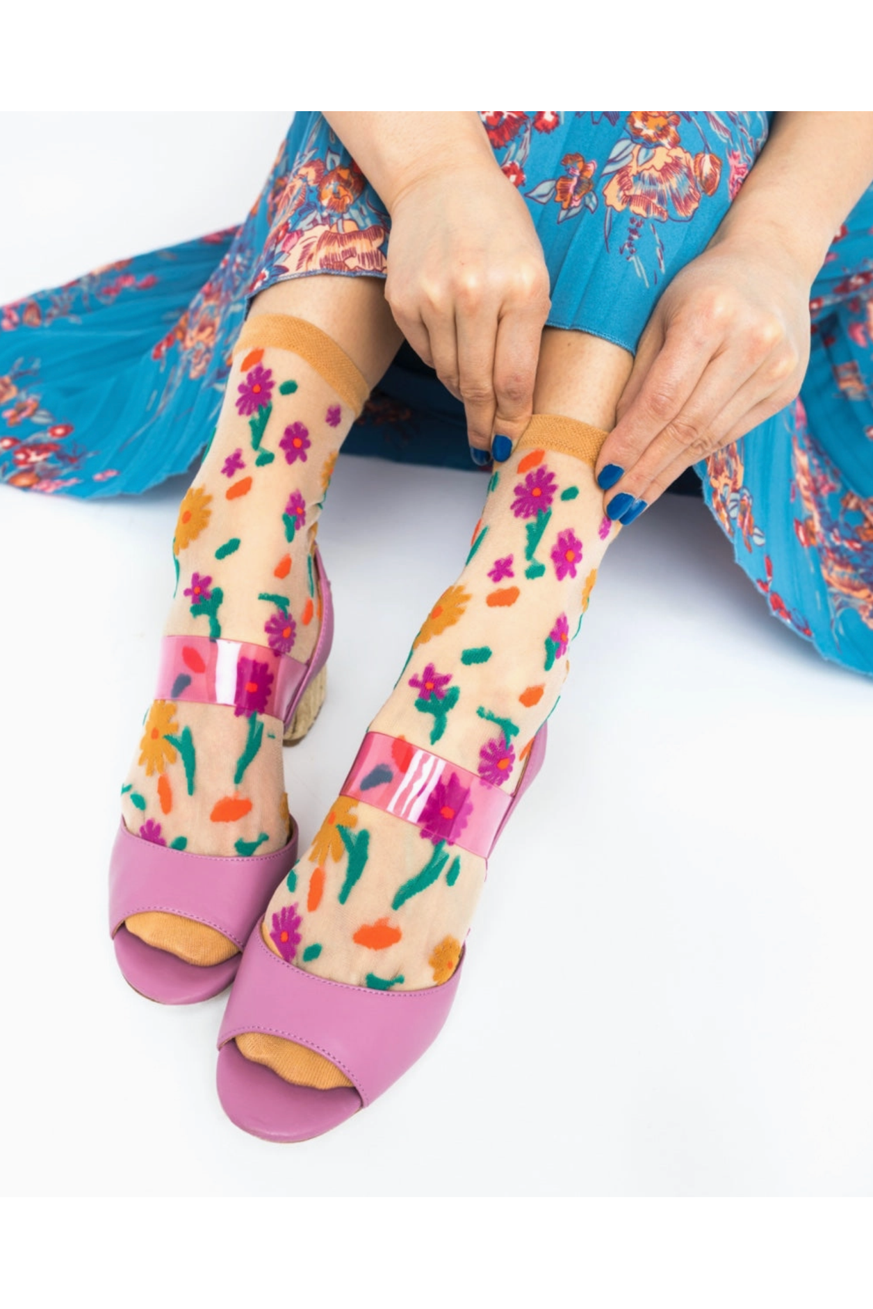 Ditsy Floral Sheer Ankle Fashion Sock