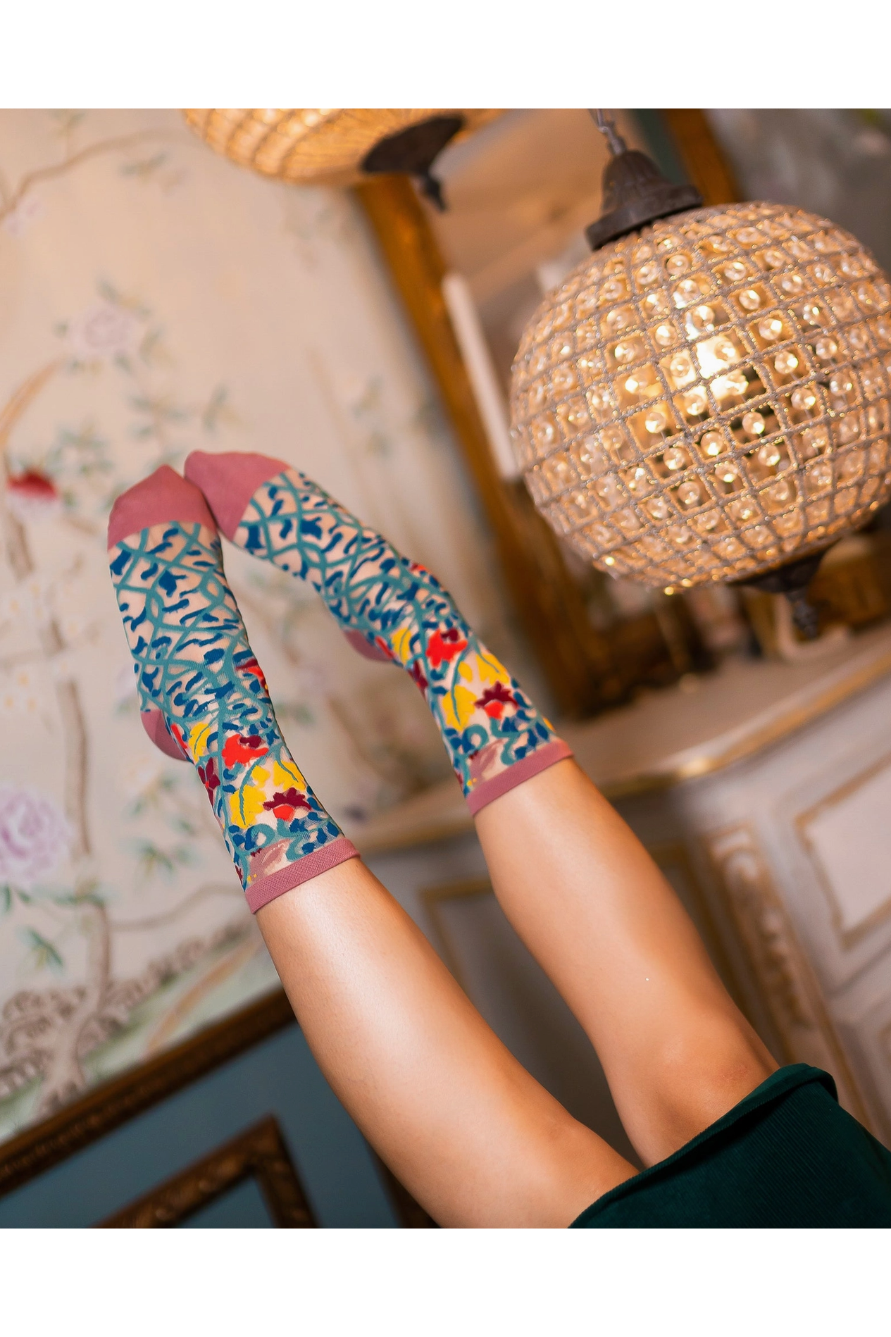 Load image into Gallery viewer, Tapestry Vines Sheer Crew Fashion Sock
